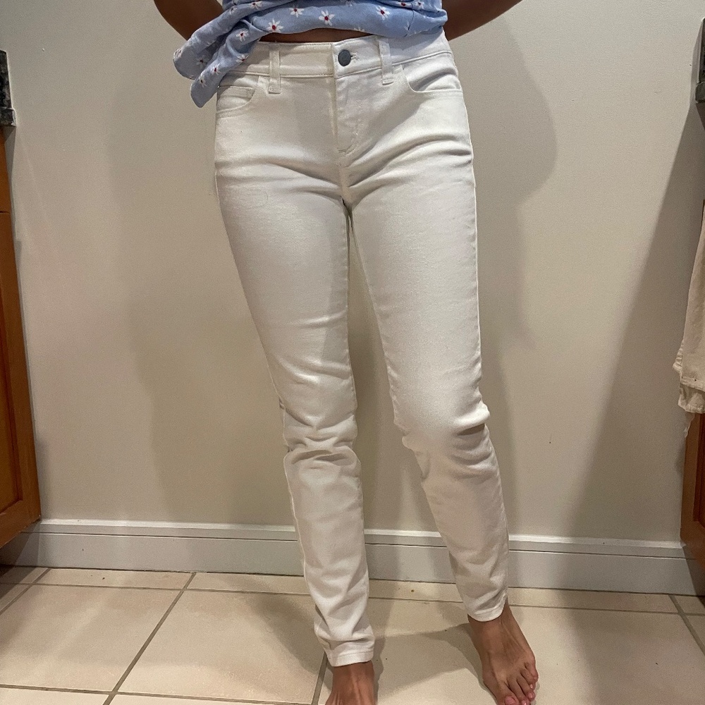 NWT Vineyard Vines White Jeans Ankle Pants Size 2 - Picture 2 of 4